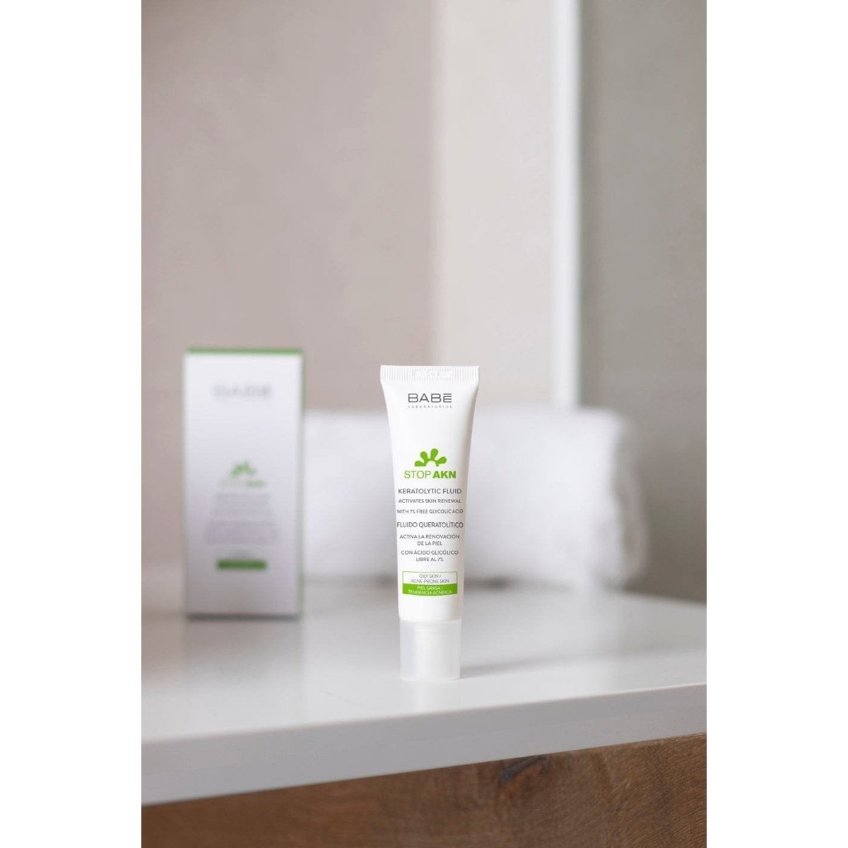 Babe Stop AKN Keratolytic Fluid Sebum Düzenleyici Gece Serumu 30 ml