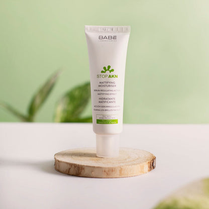 Babe Stop AKN Mattifying Moisturiser Matlaştırıcı Etkili Nemlendirici 50 ml