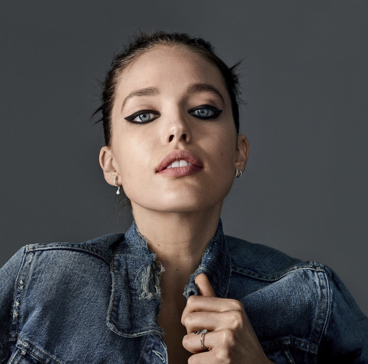 Maybelline New York Tattoo Liner Jel Göz Kalemi - 900 Deep Onyx (Siyah)