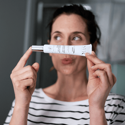 SVR Clarial Serum Koyu Leke Karşıtı Serum 30 ml